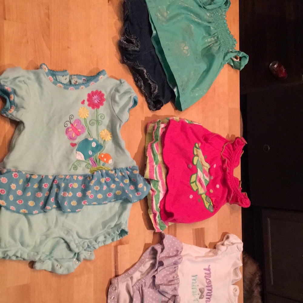 Bundle of baby clothes size 12 months
